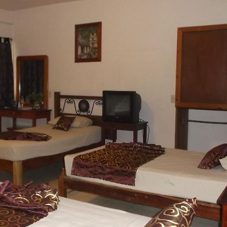 Hotel Canek Palenque Bagian luar foto